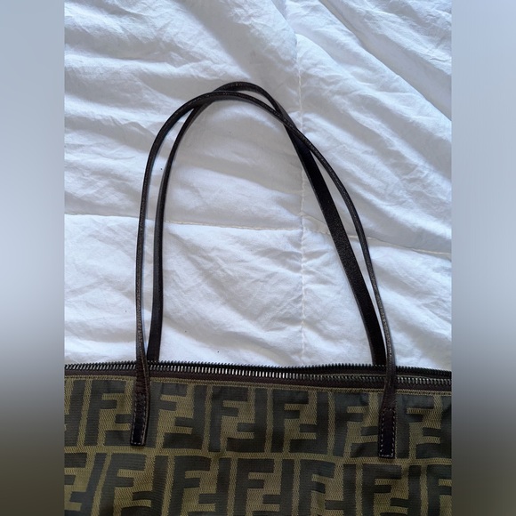 Fendi Zucca Tote - Picture 2 of 4
